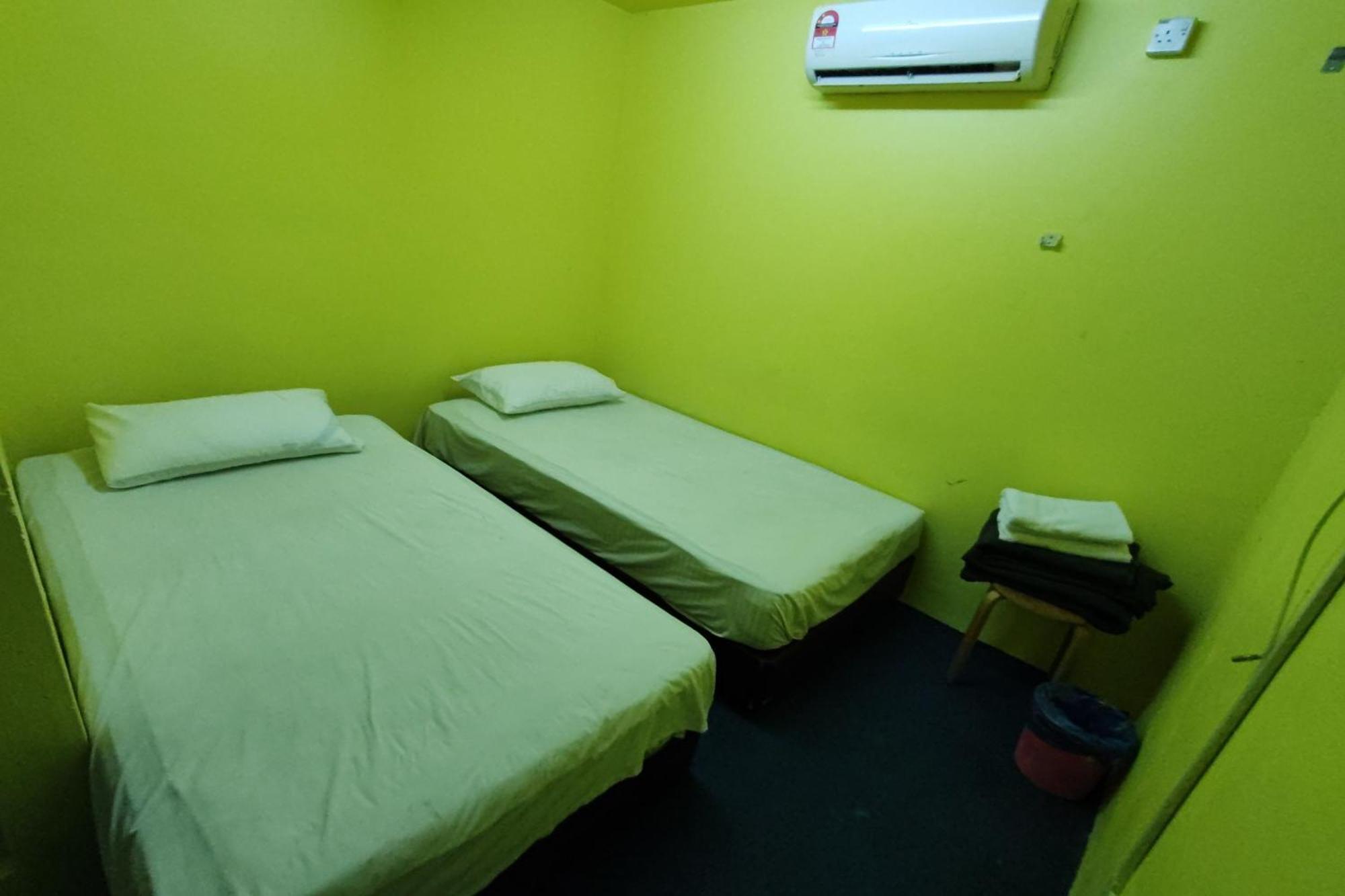 D'Bj Motel Bayan Lepas Exterior photo